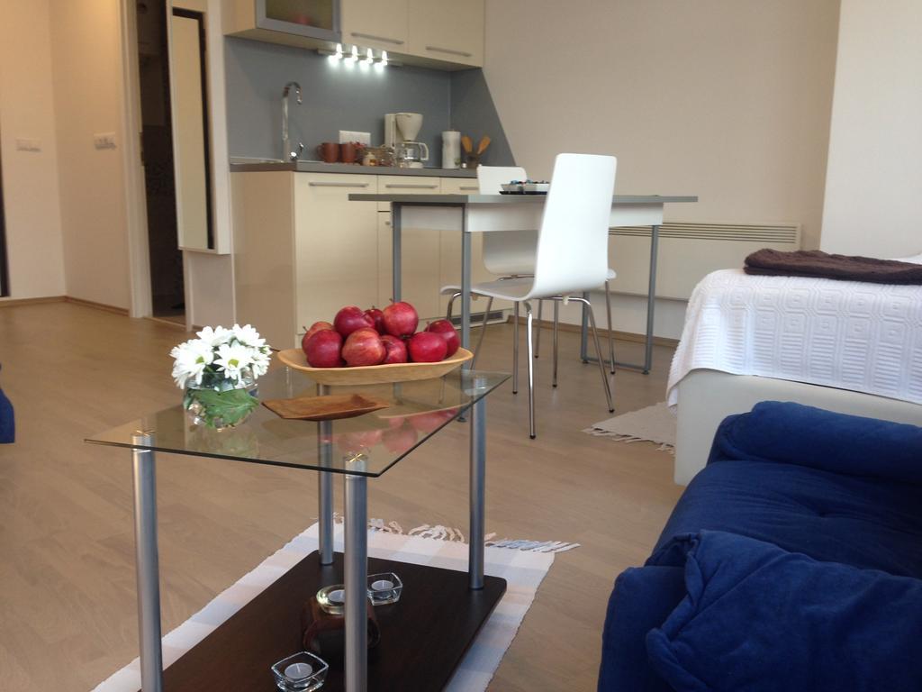 Dea'S Studio Apartment Szarajevó Szoba fotó
