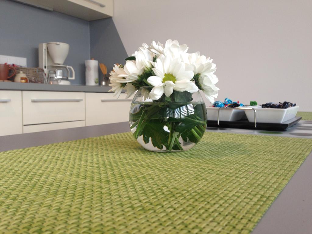 Dea'S Studio Apartment Szarajevó Szoba fotó