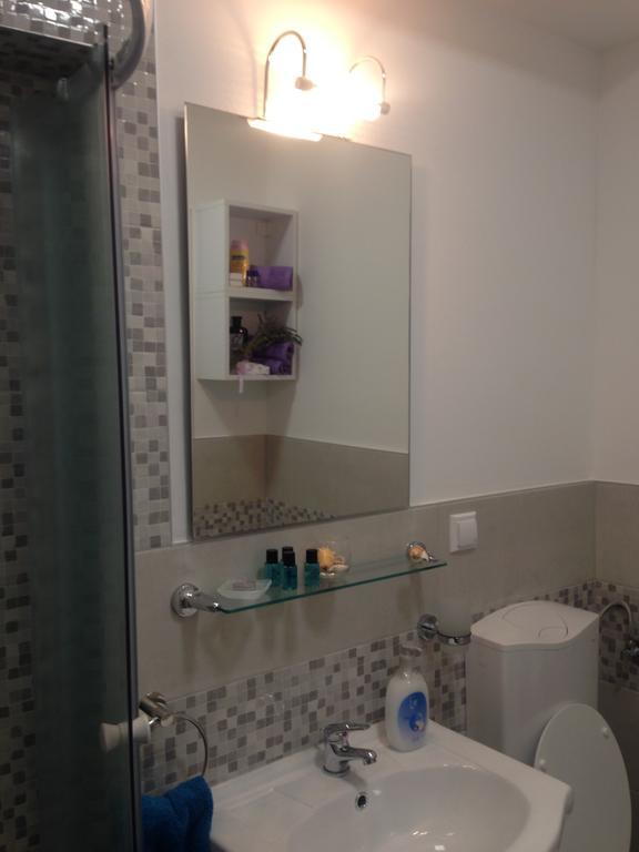 Dea'S Studio Apartment Szarajevó Szoba fotó