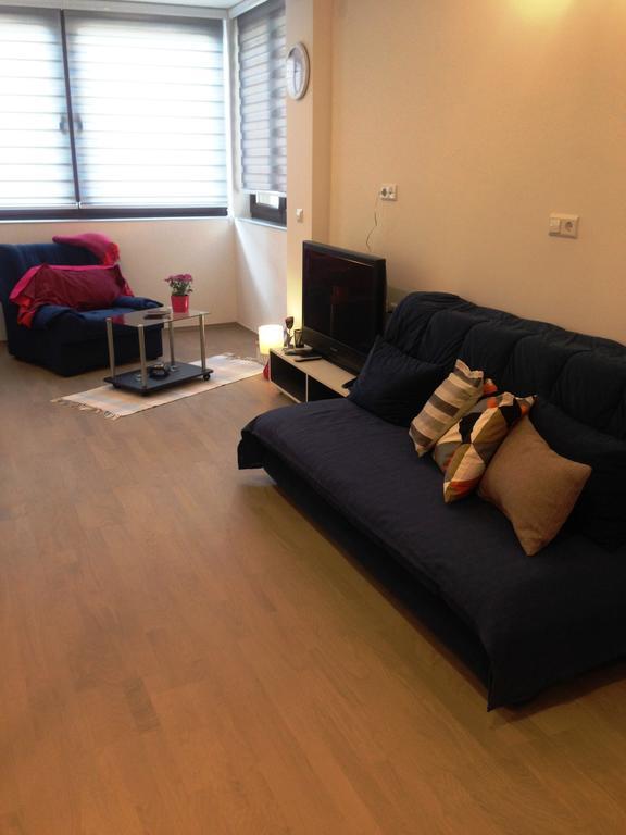 Dea'S Studio Apartment Szarajevó Szoba fotó