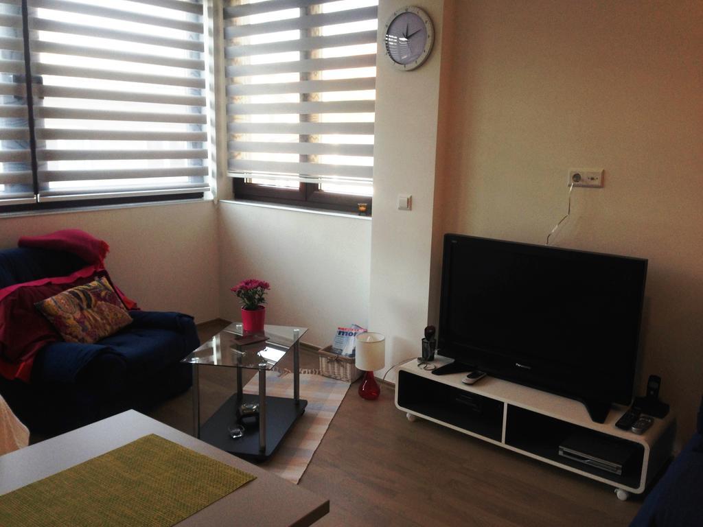 Dea'S Studio Apartment Szarajevó Szoba fotó